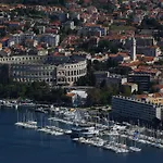 Smaila 3* Pula