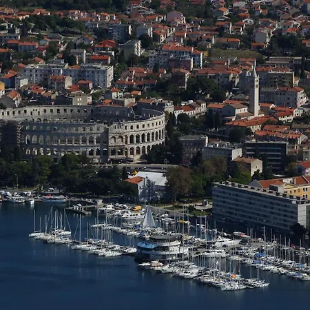 Smaila 3* Pula