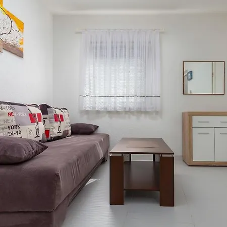 Guest house Smaila Pula
