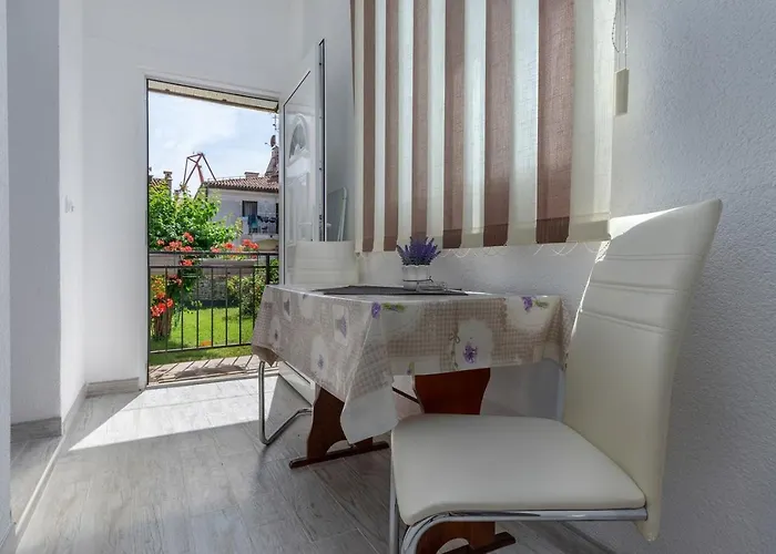 게스트하우스 Smaila 3*